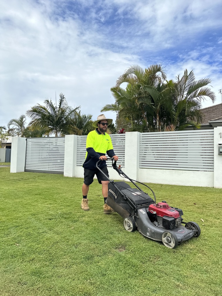 NDIS Lawn Mowing in Brisbane | Dylans Mowing